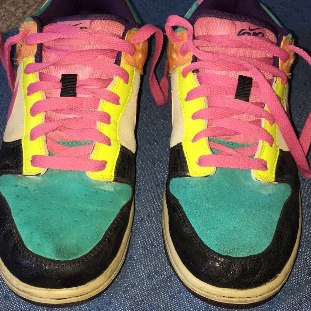 NIKE SB LOW DUNK 6.0
